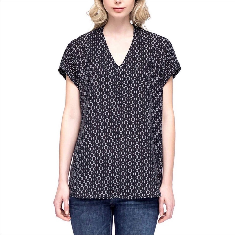 Pleione Size Large Black Sleeveless Button Down Henley Comma Print Blouse